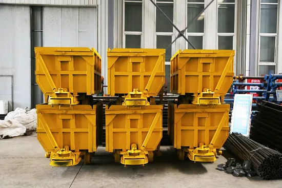 Carro da miniera con discarica laterale ferroviaria della benna da miniera